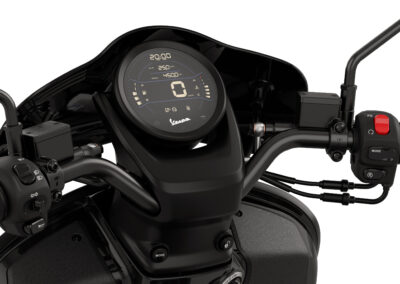 Vespa-GTV_black_buttons