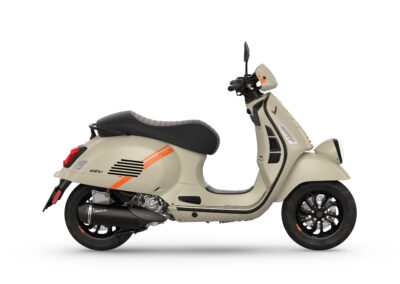 Vespa-GTV_latDX_beige_exhaust
